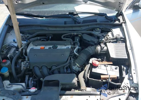 2008 Honda Accord 2.4 Ex-L from USA, damaged, VIN 1HGCP26878A095682